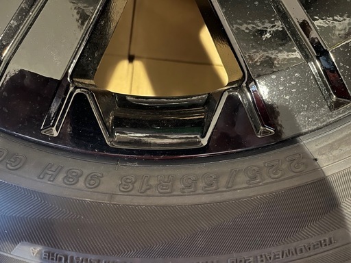 デリカD5シャモニー　タイヤホイールセット新車外し