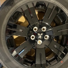 デリカD5シャモニー　タイヤホイールセット新車外し