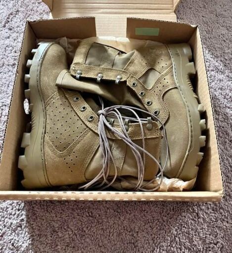 ブーツ USMC Rocky Tropicals