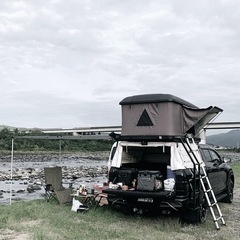 ハイラックス用 ルーフテント＋ワンオフキャリア(幌付き)＋サイドオーニングの画像
