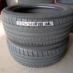 無料タイヤ#225/50R18 トライアングル