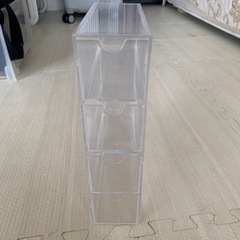 メガネケース　引き出し4つ