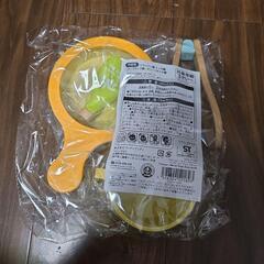 コンロ以外新品　ウッディプッディ　おままごとセット　フライドチキン　おさかな　フライパン　トング　スープカップ　オリーブオイル  グリルプレート　まな板　レードル？　ナイフ　フォークの画像