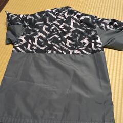 UNDER ARMOUR 上のみ　YLGの画像