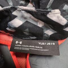 UNDER ARMOUR 上のみ　YLGの画像