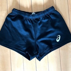 asics 短パン合計4枚
　女子バレーの画像