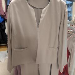 フォーマル　クリーム色　3L