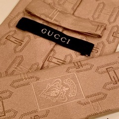 GUCCI ネクタイ シルク イタリア製 シャンパンゴールド の画像
