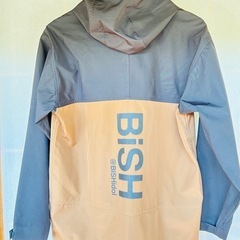 GU×BISH   マウンテンパーカーの画像