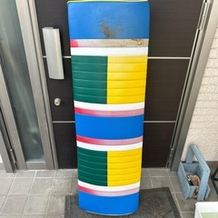 トゥクトゥク後部シート