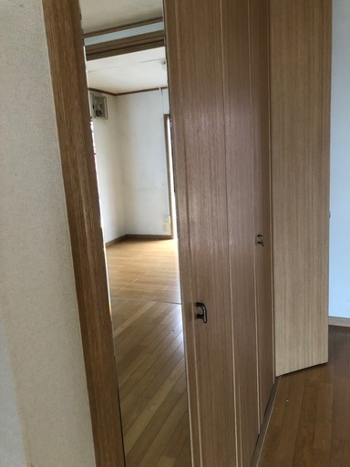 クローゼットスライドドア