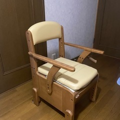  介護用品 家具調トイレコンパクトの画像