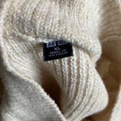 ユニクロ　セーター　XLの画像