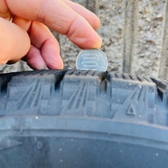 美品　ブリヂストンスタッドレスタイヤVRX3（195/65/R15）の画像