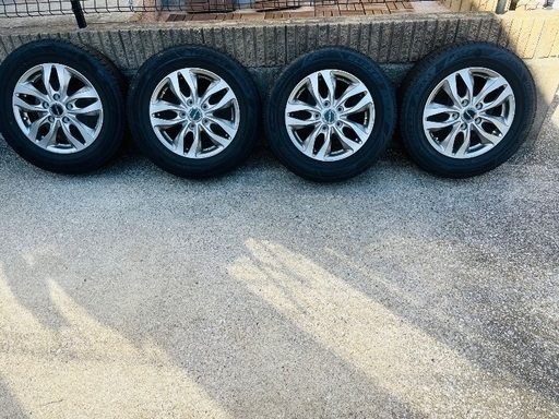 値下げ　美品　ブリヂストンスタッドレスタイヤVRX3（195/65/R15）