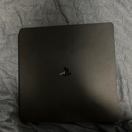 PS4  型番CUH2100A