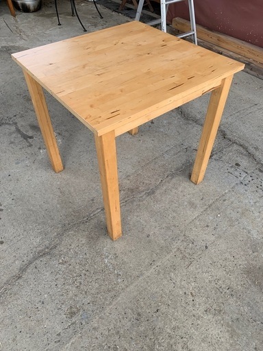 IKEA テーブル