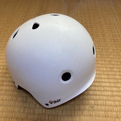 スケボー用　ヘルメット
の画像