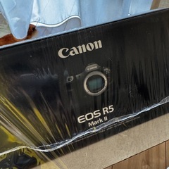 新品未使用未開封canon eos R5 mark2 