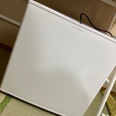 小型冷蔵庫