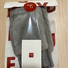 【新品】deux C ドゥ・セー　 グレー ファーニット手袋の画像