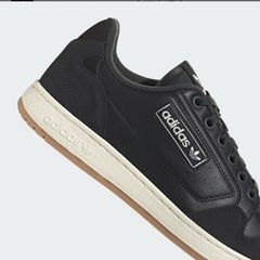 値下げ‼️新品未使用★adidasスニーカー★28cmの画像