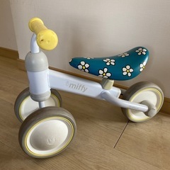 三輪車 
d bike  