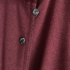 ボルドーカラーコートの画像