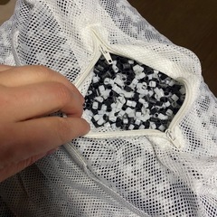 2つセット　脱臭炭練り込みストロービーズ入り　カバー付き洗える枕　の画像