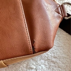 斜めがけバッグ　上質ナイロン　革の画像