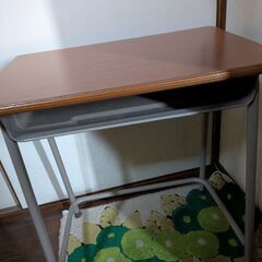 遺品整理　学習机