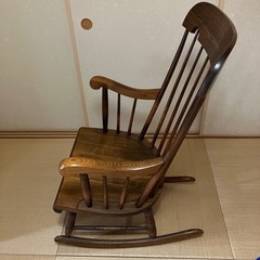 30,000→24,000→19,200→15,360円！木製ロッキングチェア　昭和レトロ　当時物　アンティーク家具　ビンテージ家具　昭和48年　　およそ横60奥行き80高さ100の画像