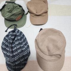 カバンとバック10点に帽子4点ですの画像