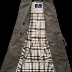 【極美品】バーバリーロンドン トレンチコートの画像