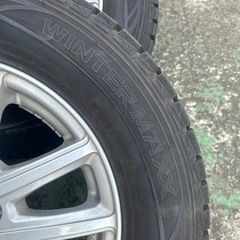 最終値下げ30000円→20000円日産ノートに使っていたスタッドレスタイヤ　バリ山の画像