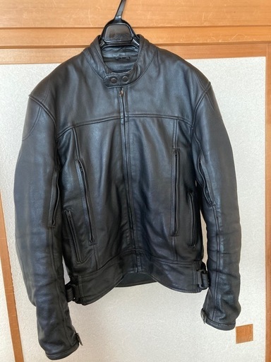 本革ライダースジャケット
