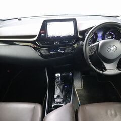 2017年式！ゴツイ見た目に高級感のある車内に惚れる人も多いので...