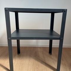 IKEA サイドテーブル クナレヴィーク