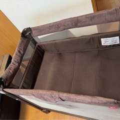 ベビーベッドの画像