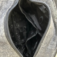 🛑オークリー🛑oakley 🛑トートバッグ　カバン　トートバック　メンズ　レディース　セカンドバッグ　ウエストバックの画像