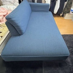 ソファー　脚付き　2人掛けの画像