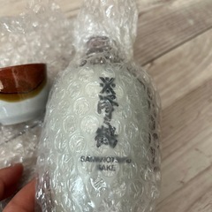 沢の鶴　　徳利とお猪口の画像