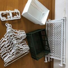 ハンガー　収納かご　突っ張り棚