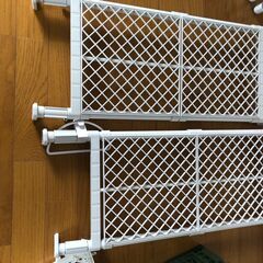 ハンガー　収納かご　突っ張り棚の画像