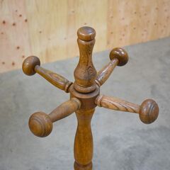 【8/18中直】≪zyt1956ジ≫ レトロ家具 ニチハン木製コートハンガーポール コート掛け/玄関収納/リビング収納/中古家具/宮城県仙台市 70219-16の画像