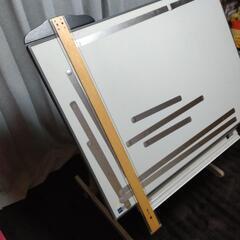 建築 製図板の画像
