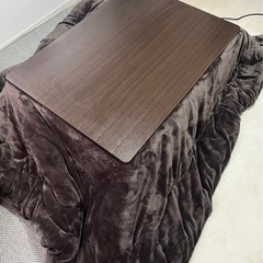 こたつテーブル