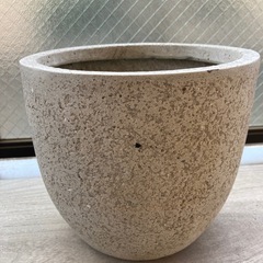 コンクリート風の植木鉢