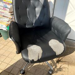 ハゲハゲですが使えるオフィスチェアあげます