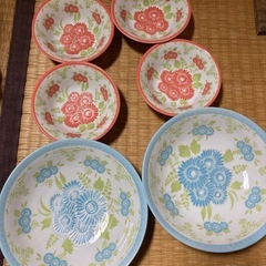 食器の画像